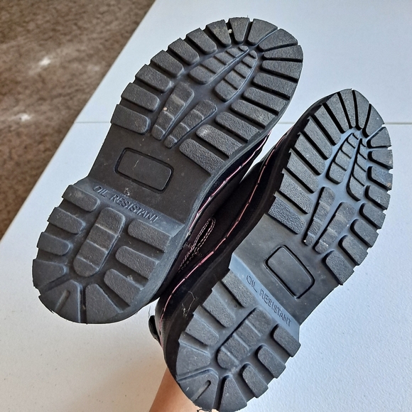 Pink and Brown Western Chief Ankle boots - Picture 6 of 6